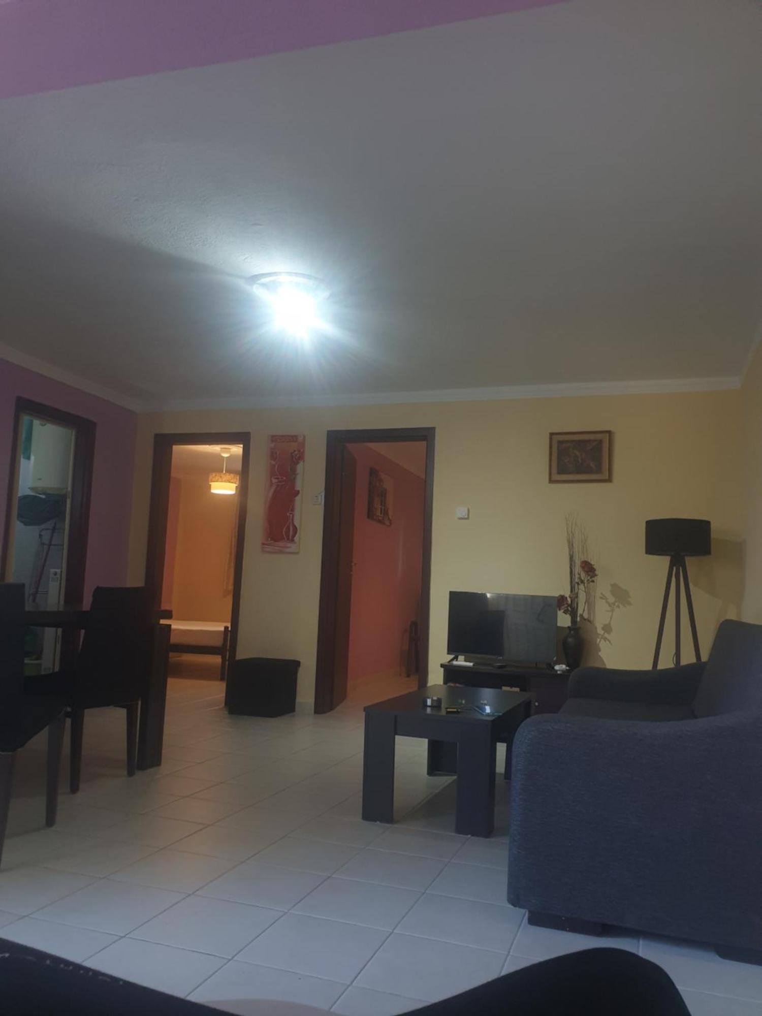 Plaza Apartments Неа-Врасна Экстерьер фото